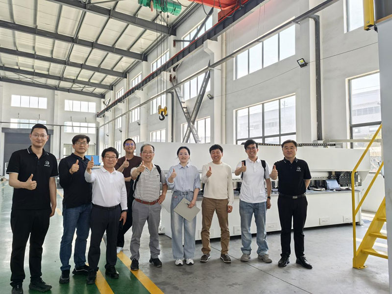 Пашырэнне новых рынкаў·Умацаванне доўгатэрміновых партнёрскіх адносін Карэйскі партнёр наведвае наш завод і паглыбляе супрацоўніцтва